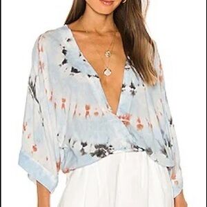 Young fabulous and broke purple tie-dye Dollman sleeve cropped blouse M